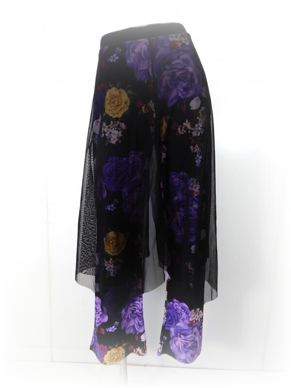 新入荷！スカート付きパンツ