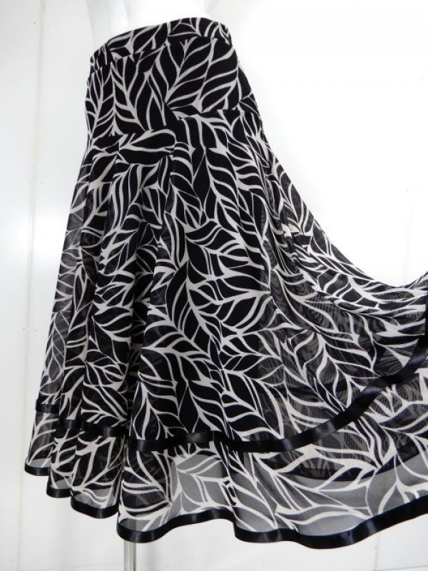 【sk869】社交ダンスミディアムロングスカート　裾テープ　裏付き　葉ブラック
