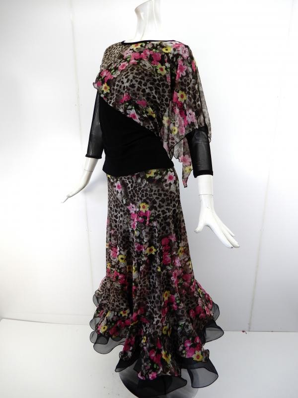 ☆新入荷商品☆【su586】社交ダンススーツ　花柄&アニマルプリント　